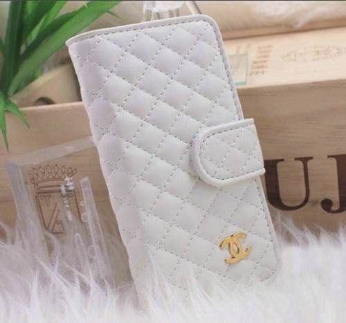 Case carteira Chanel - iPhone 4/4s